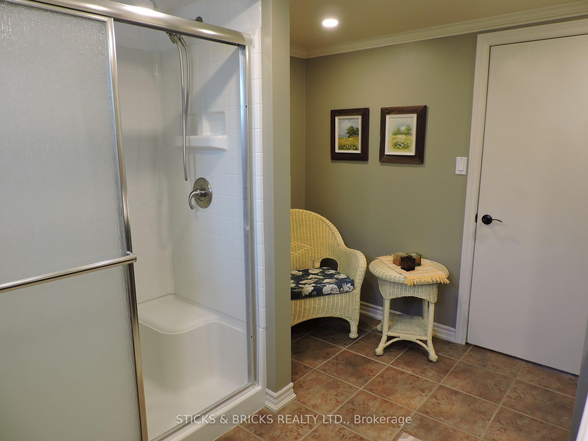 Photo 30 of 6762 Cherrygrove Road, Niagara Falls, Morrison — HOMEH