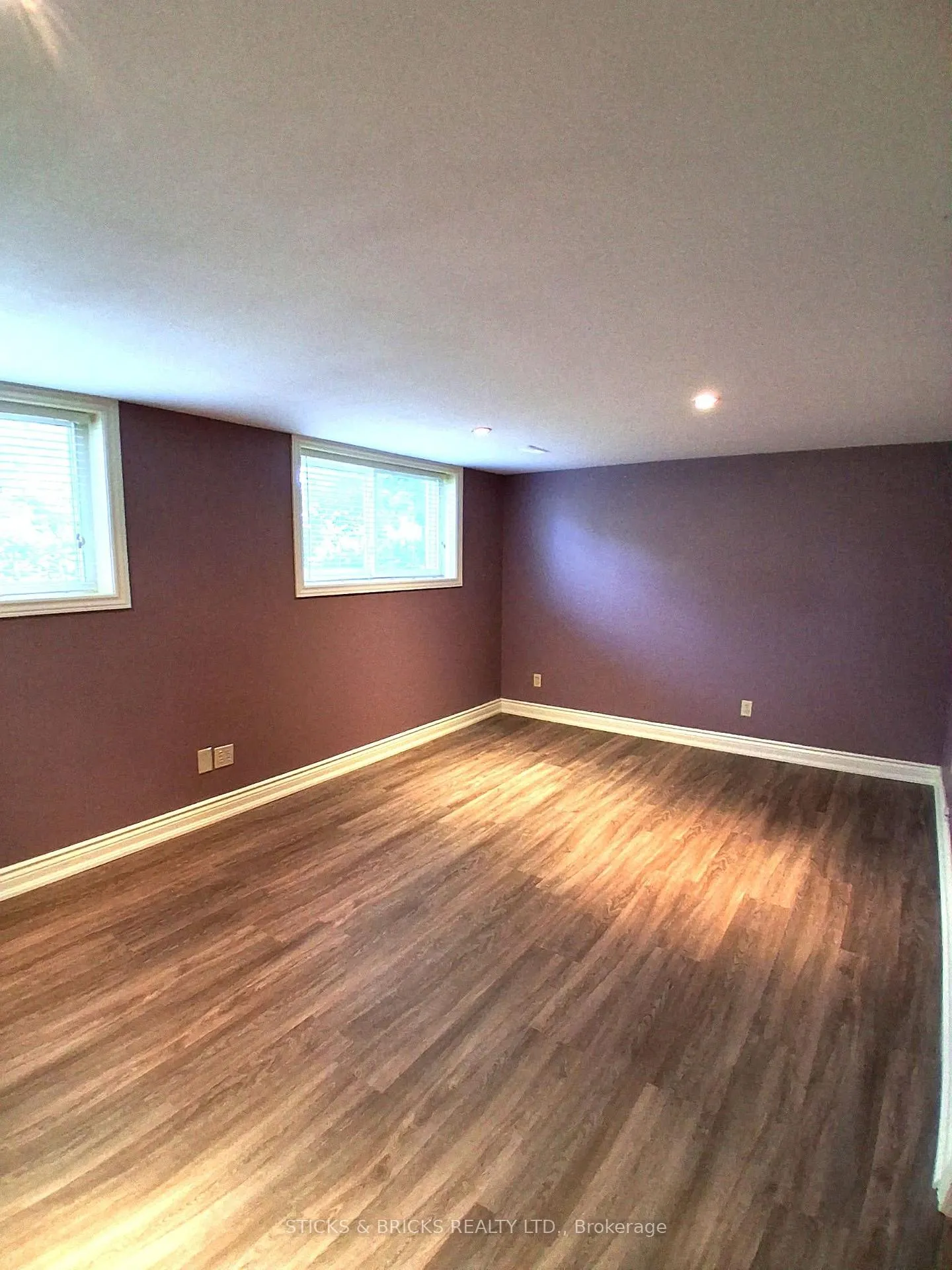 Photo 33 of 6762 Cherrygrove Road, Niagara Falls, Morrison — HOMEH