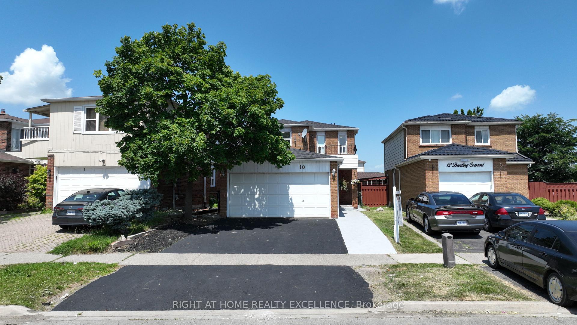 Photo 2 of Unit Upper, 10 Banting Crescent, Brampton, Fletcher's West — HOMEH