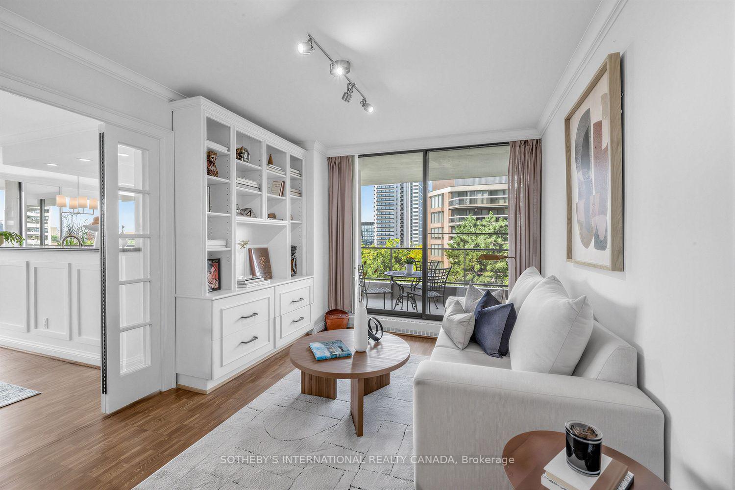 Photo 13 of Unit 706, 10 Avoca Avenue, Toronto, Rosedale-Moore Park — HOMEH