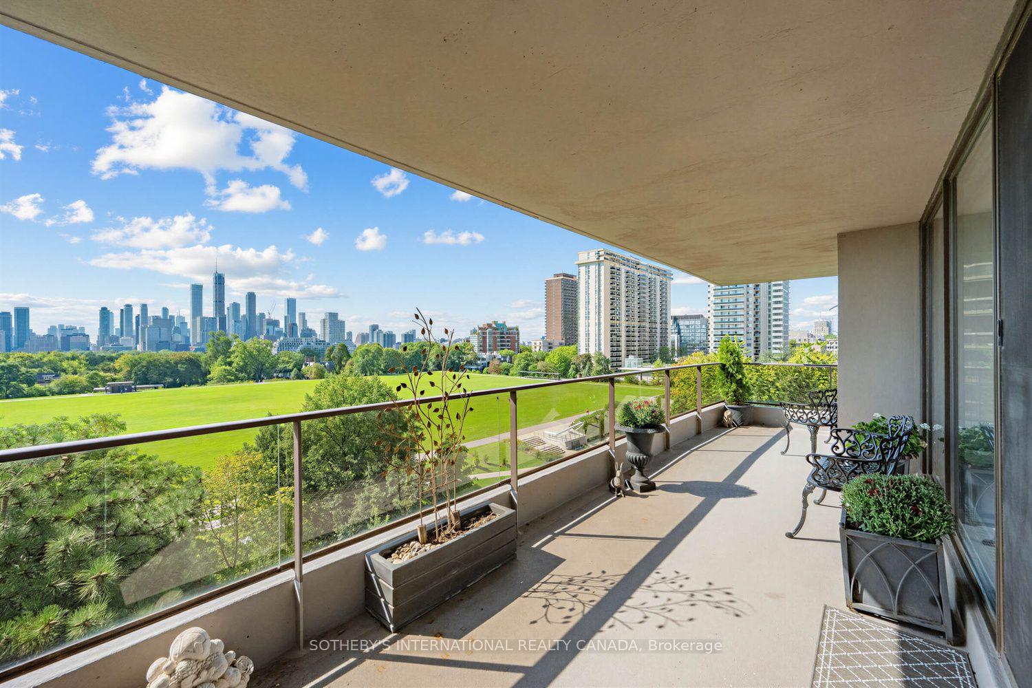 Photo 21 of Unit 706, 10 Avoca Avenue, Toronto, Rosedale-Moore Park — HOMEH