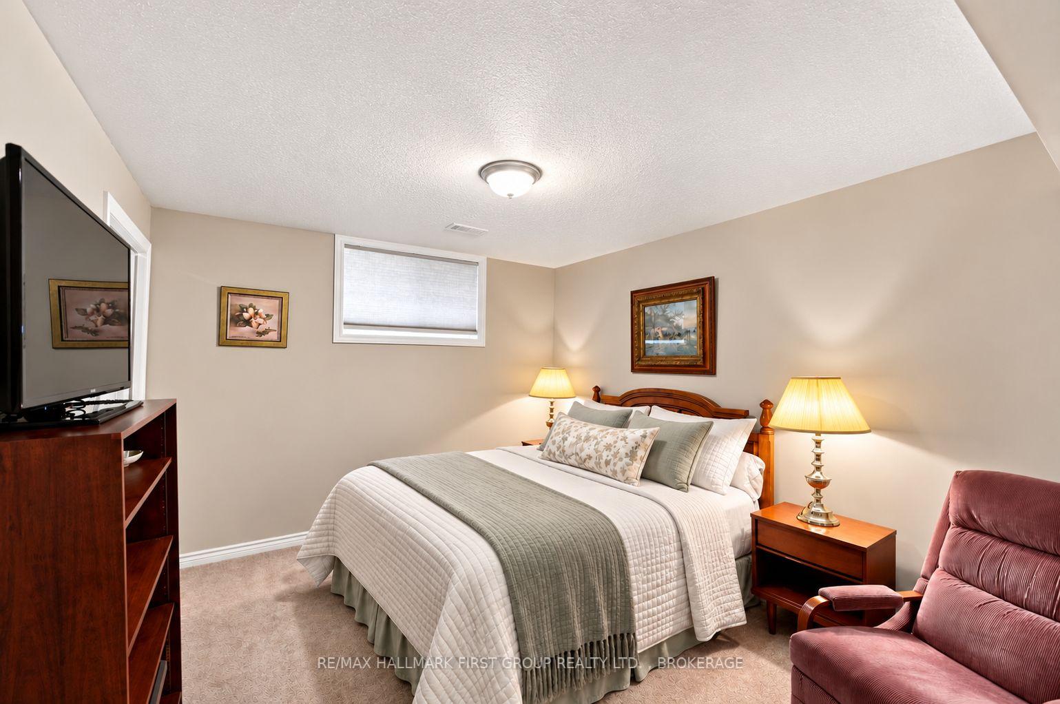 Photo 32 of 1248 Lisbon Place, Kingston, City Northwest — HOMEH