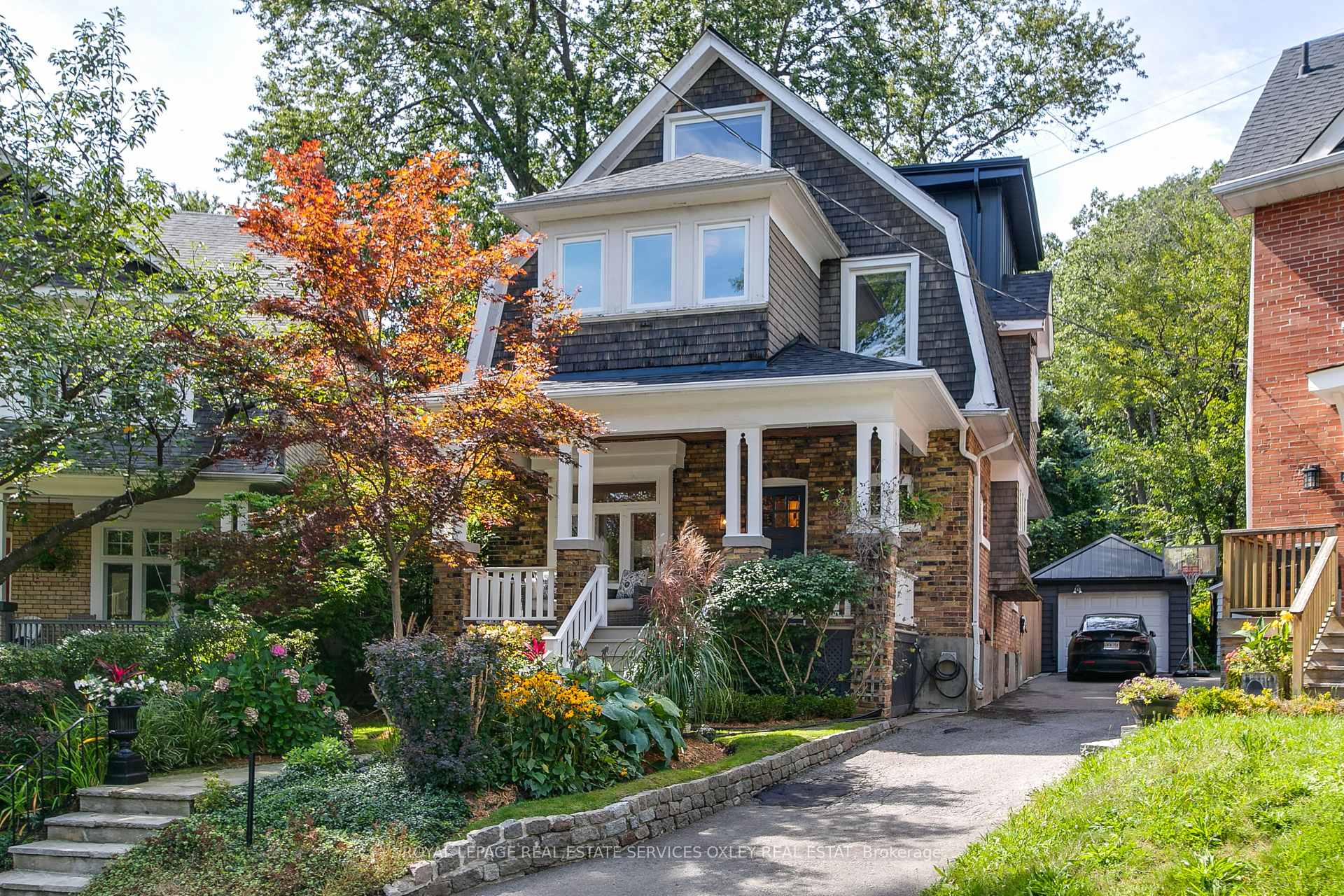 Photo 1 of 20 Edgewood Crescent, Toronto, Rosedale-Moore Park — HOMEH