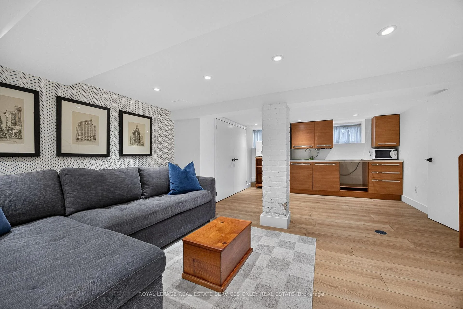 Photo 27 of 20 Edgewood Crescent, Toronto, Rosedale-Moore Park — HOMEH
