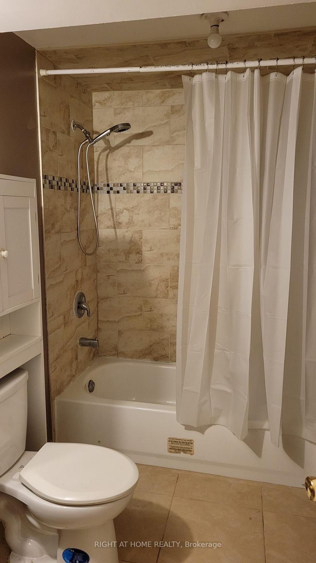 Photo 17 of Unit Bsm, 83 Lewis Honey Drive, Aurora, Bayview Northeast — HOMEH