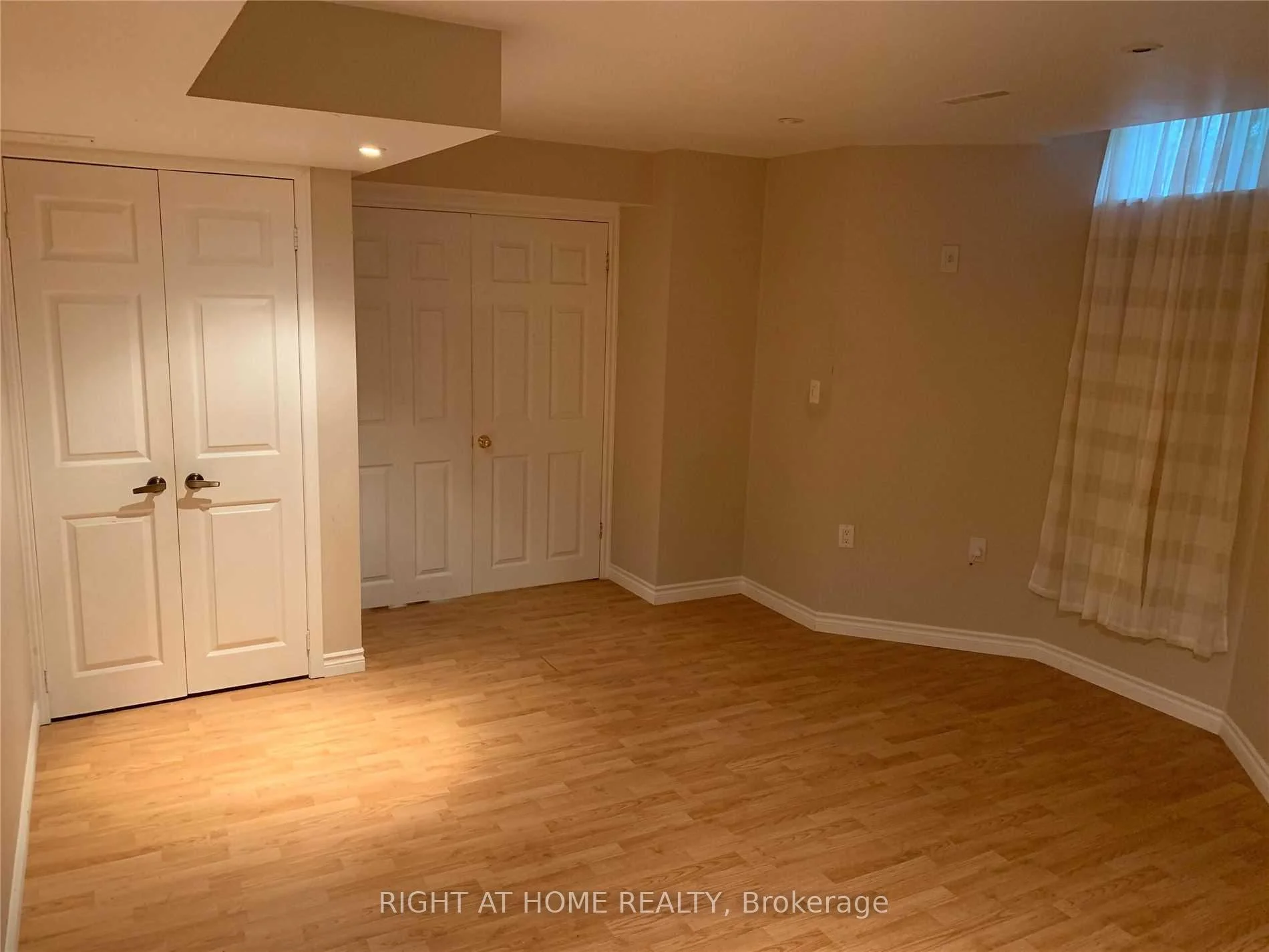 Photo 5 of Unit Bsm, 83 Lewis Honey Drive, Aurora, Bayview Northeast — HOMEH
