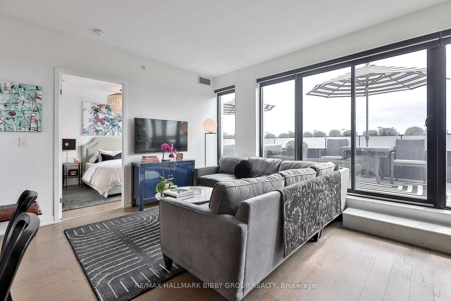 Photo 5 of Unit 614, 530 Indian Grove, Toronto, Junction Area — HOMEH