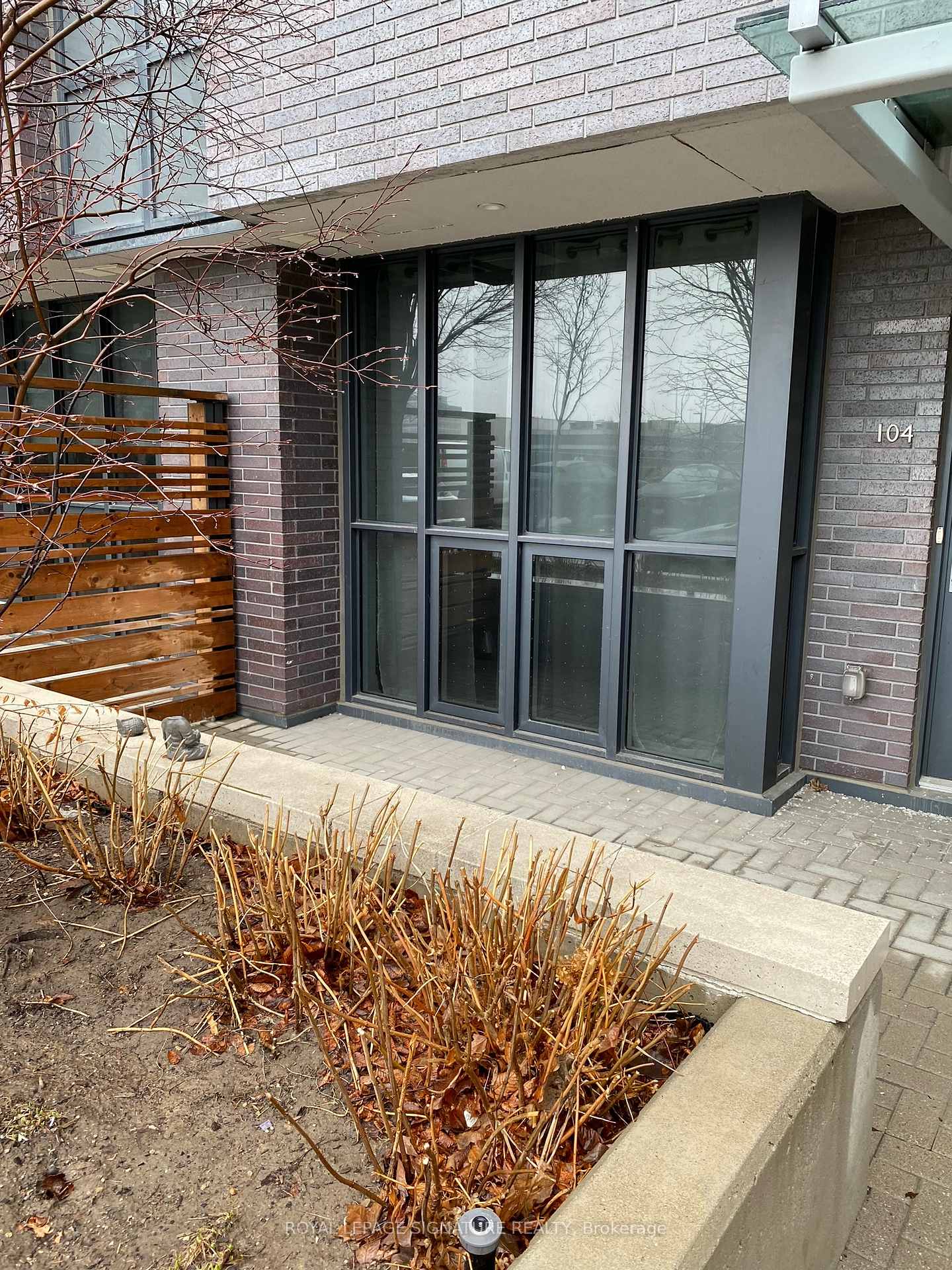 Photo 9 of Unit 104, 30 Gibbs Road, Etobicoke, Islington-City Centre West — HOMEH