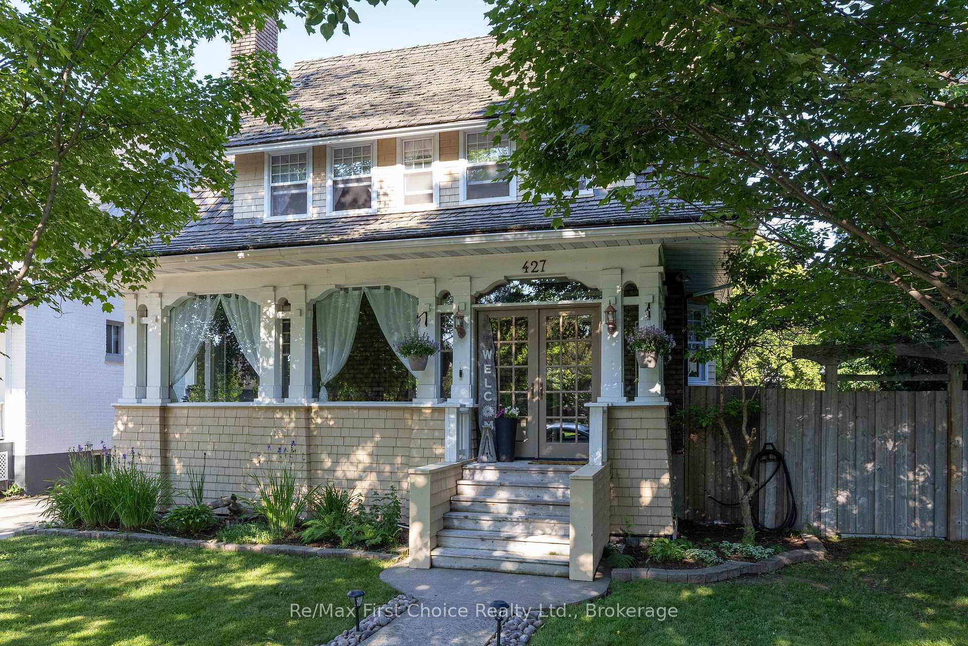 Photo of 427 Norah Street S