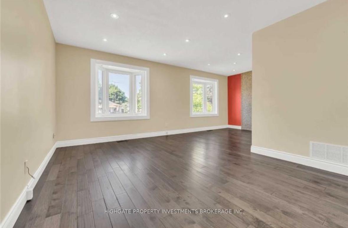 Photo 4 of Unit Main, 36 Reigate Avenue, Brampton, Madoc — HOMEH