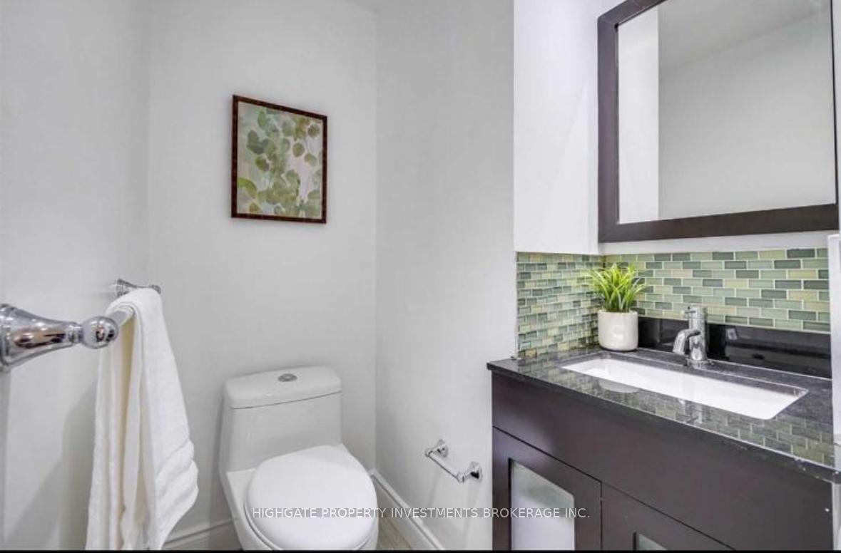 Photo 10 of Unit Main, 36 Reigate Avenue, Brampton, Madoc — HOMEH
