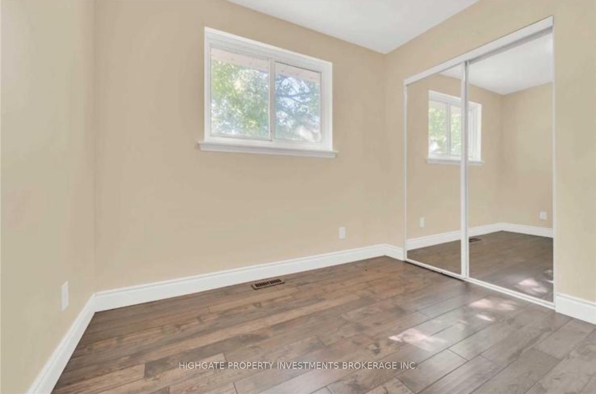 Photo 12 of Unit Main, 36 Reigate Avenue, Brampton, Madoc — HOMEH