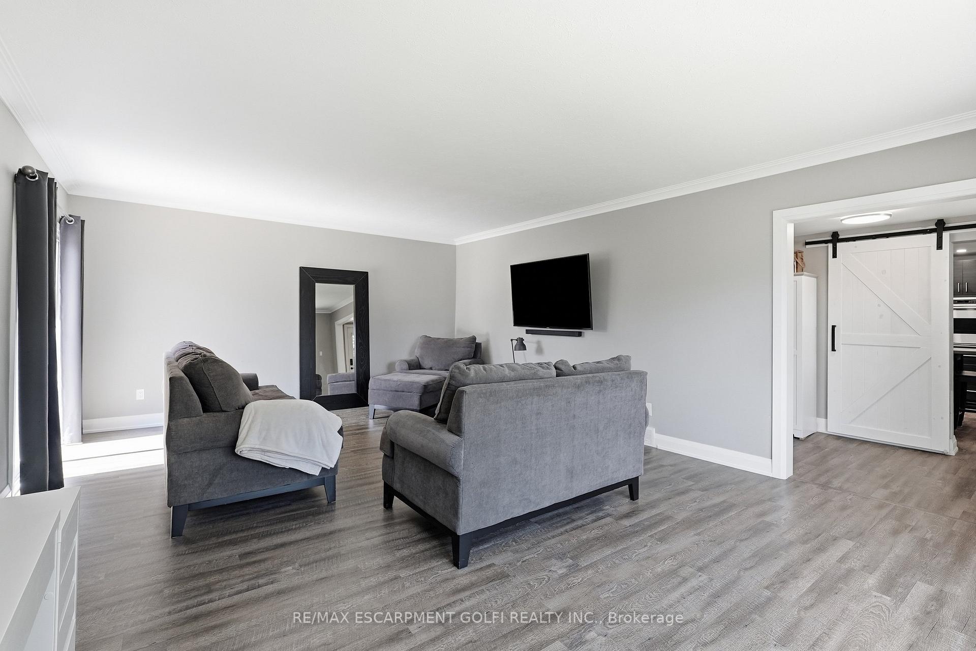 Photo 6 of 162 Mary Street, Thorold, Allanburg/Thorold South — HOMEH