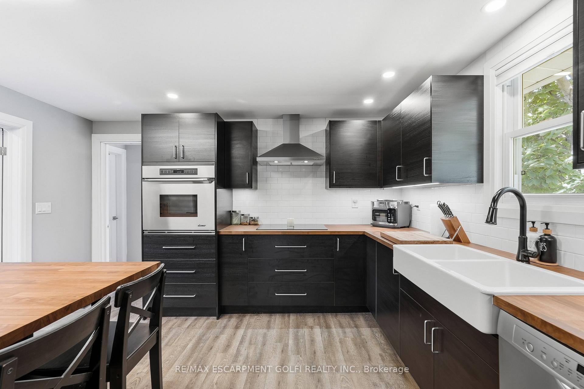 Photo 9 of 162 Mary Street, Thorold, Allanburg/Thorold South — HOMEH