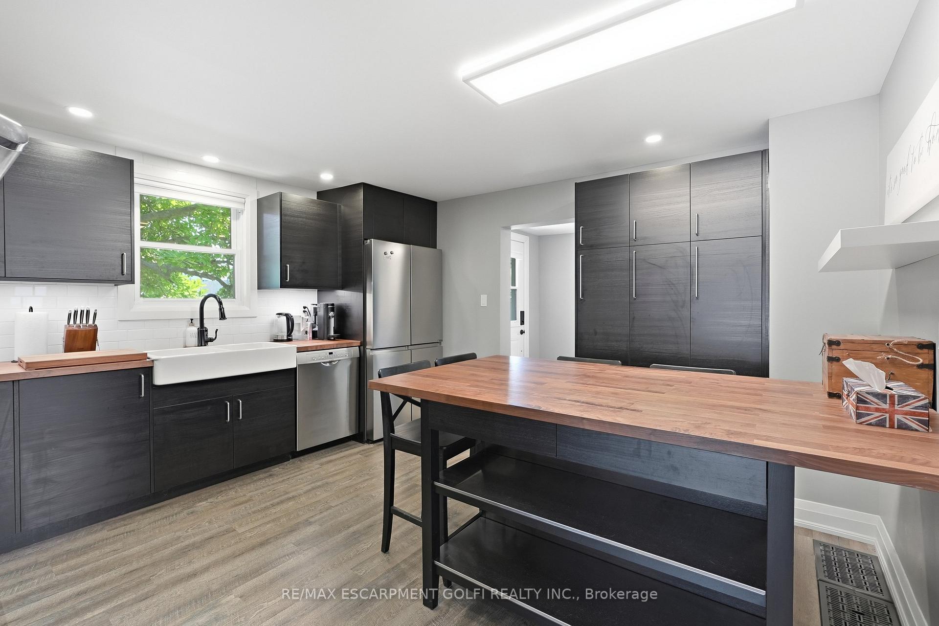 Photo 10 of 162 Mary Street, Thorold, Allanburg/Thorold South — HOMEH