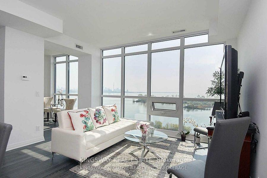 Photo 4 of Unit 903, 59 Annie Craig Drive, Etobicoke, Mimico — HOMEH