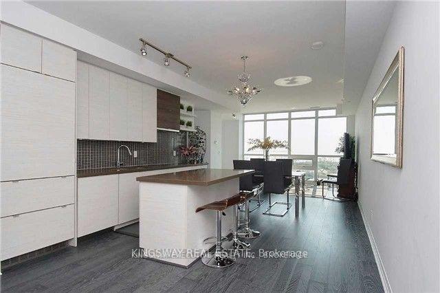 Photo 6 of Unit 903, 59 Annie Craig Drive, Etobicoke, Mimico — HOMEH