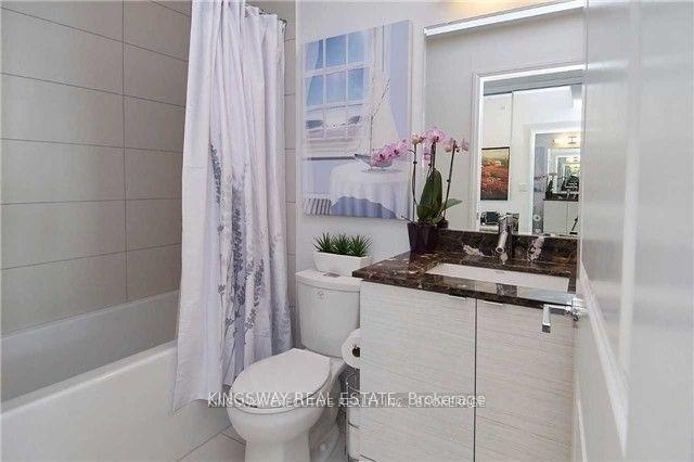 Photo 12 of Unit 903, 59 Annie Craig Drive, Etobicoke, Mimico — HOMEH