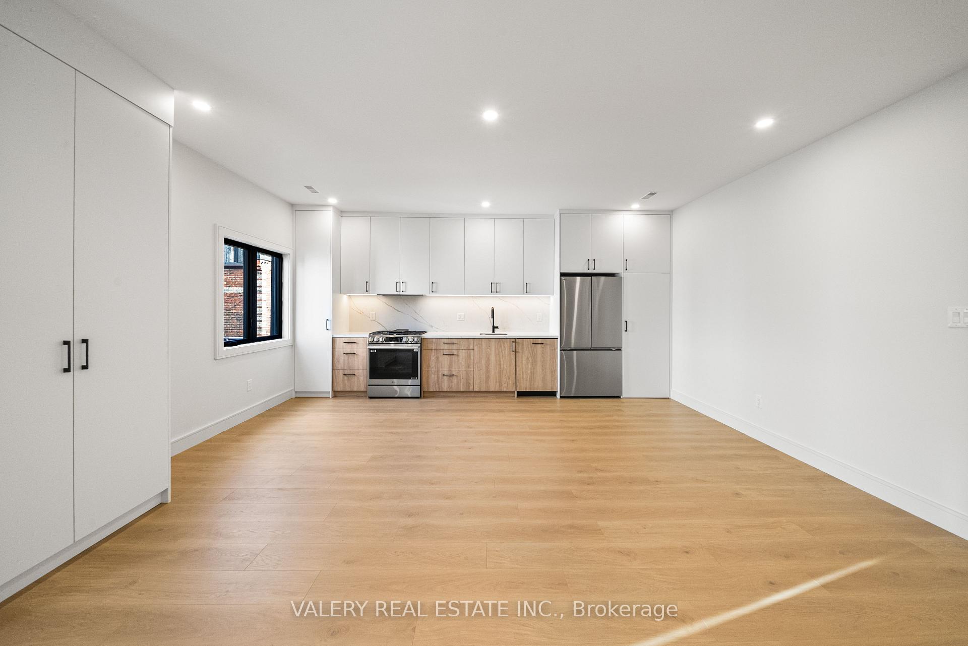 Photo 2 of 144 Dovercourt Road, Toronto, Little Portugal — HOMEH