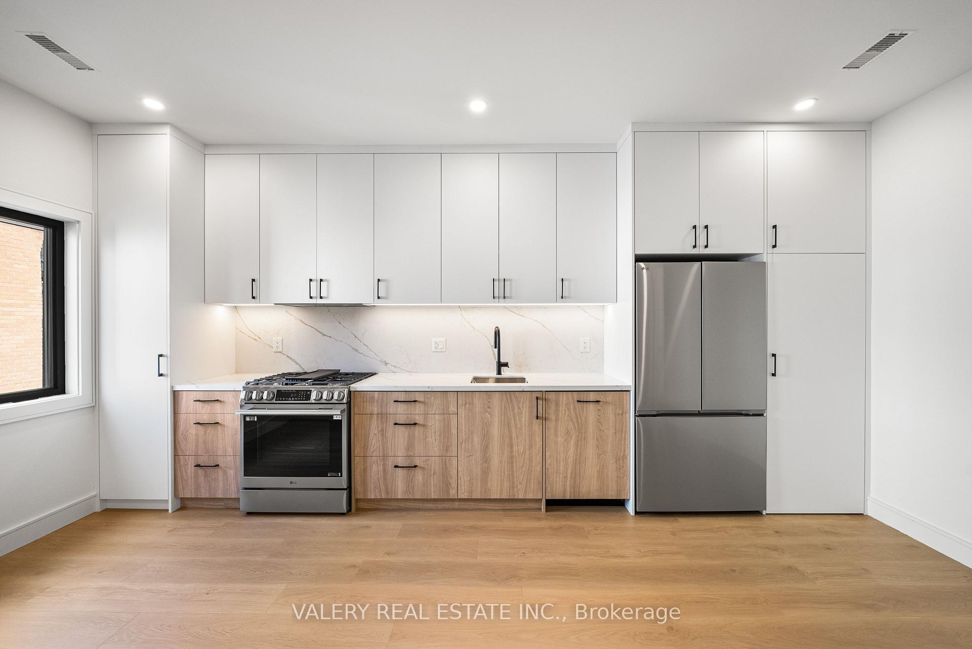 Photo 5 of 144 Dovercourt Road, Toronto, Little Portugal — HOMEH