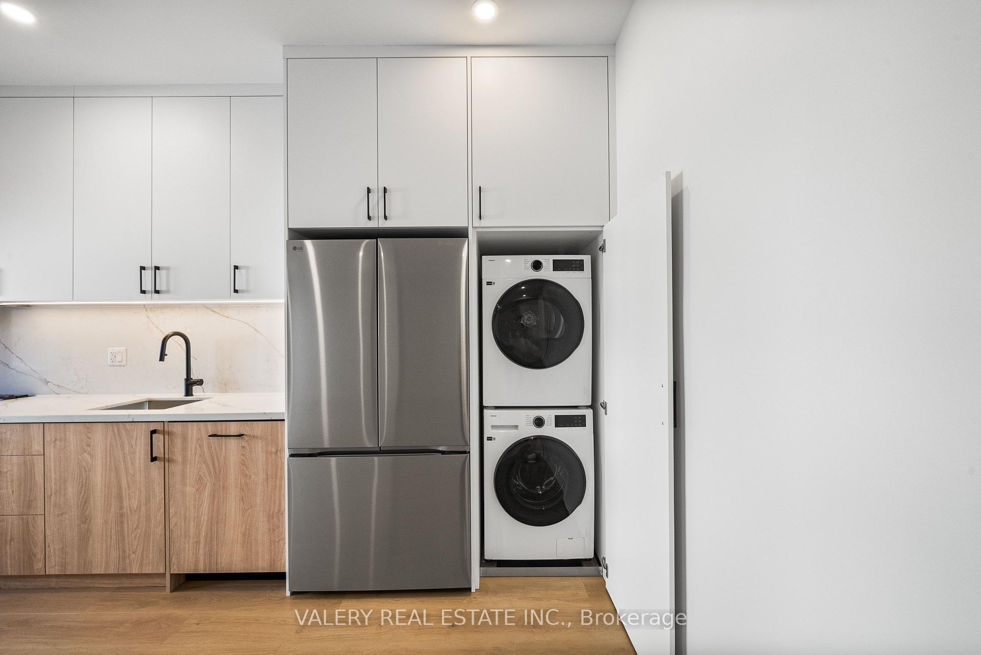 Photo 7 of 144 Dovercourt Road, Toronto, Little Portugal — HOMEH