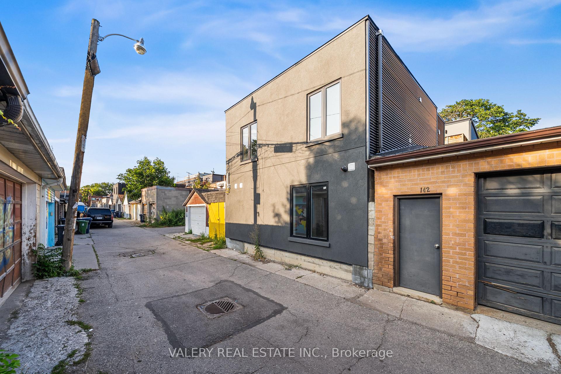 Photo 13 of 144 Dovercourt Road, Toronto, Little Portugal — HOMEH