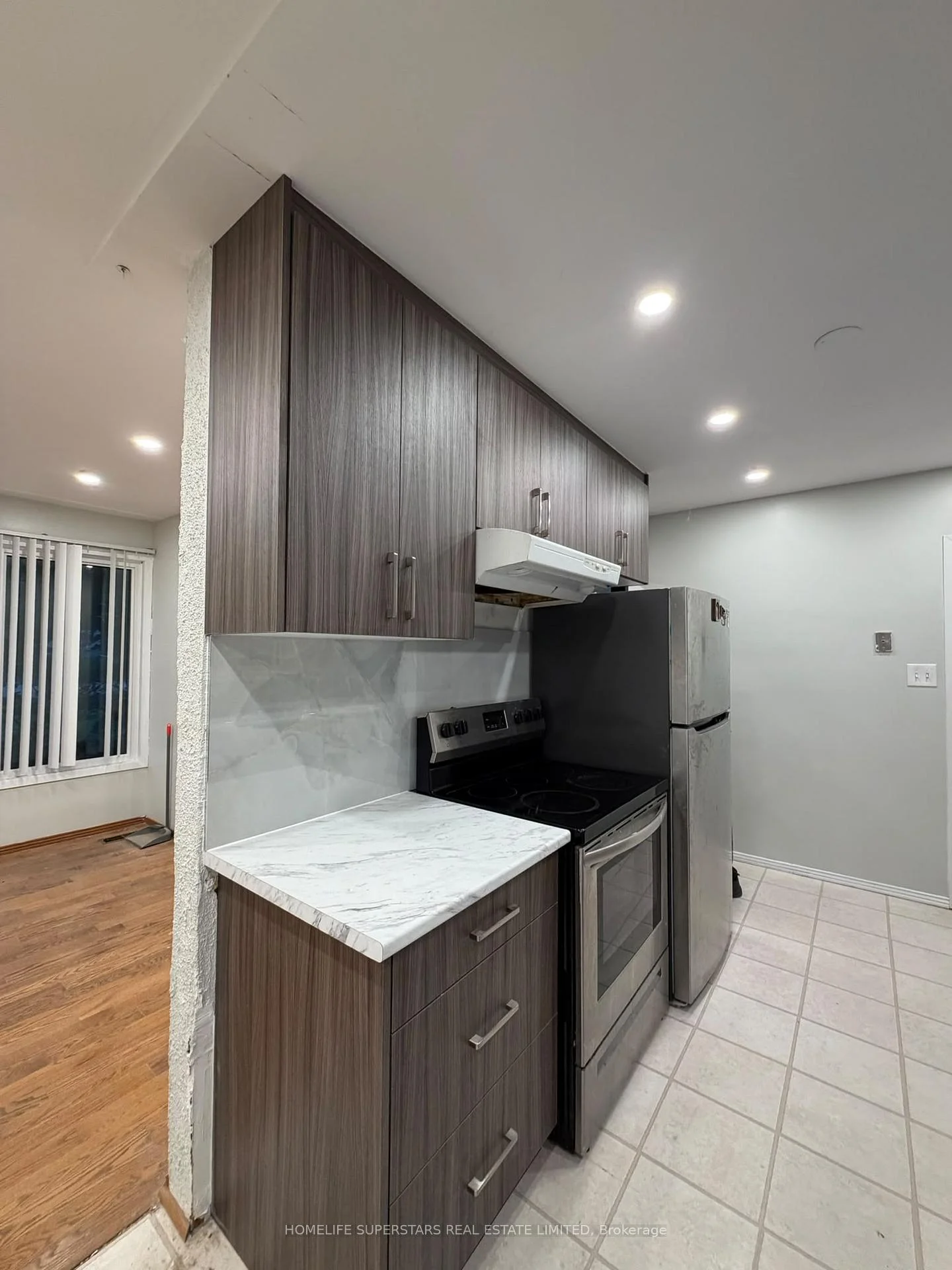 Photo 7 of Unit Upper Unit, 139 Macgregor Crescent, Waterloo, Lincoln Village — HOMEH