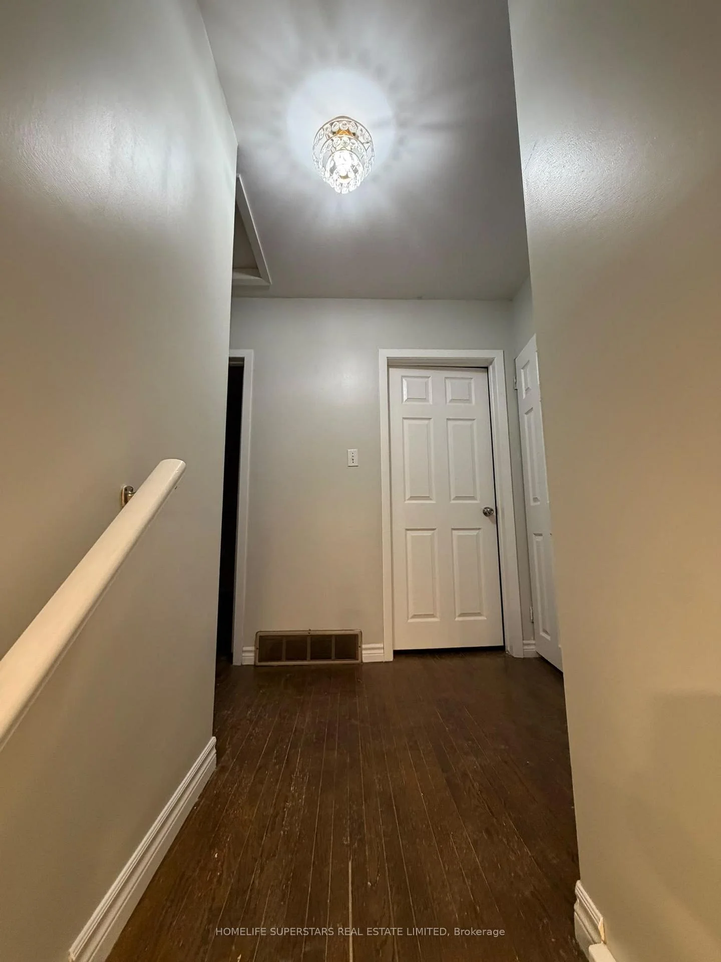 Photo 18 of Unit Upper Unit, 139 Macgregor Crescent, Waterloo, Lincoln Village — HOMEH