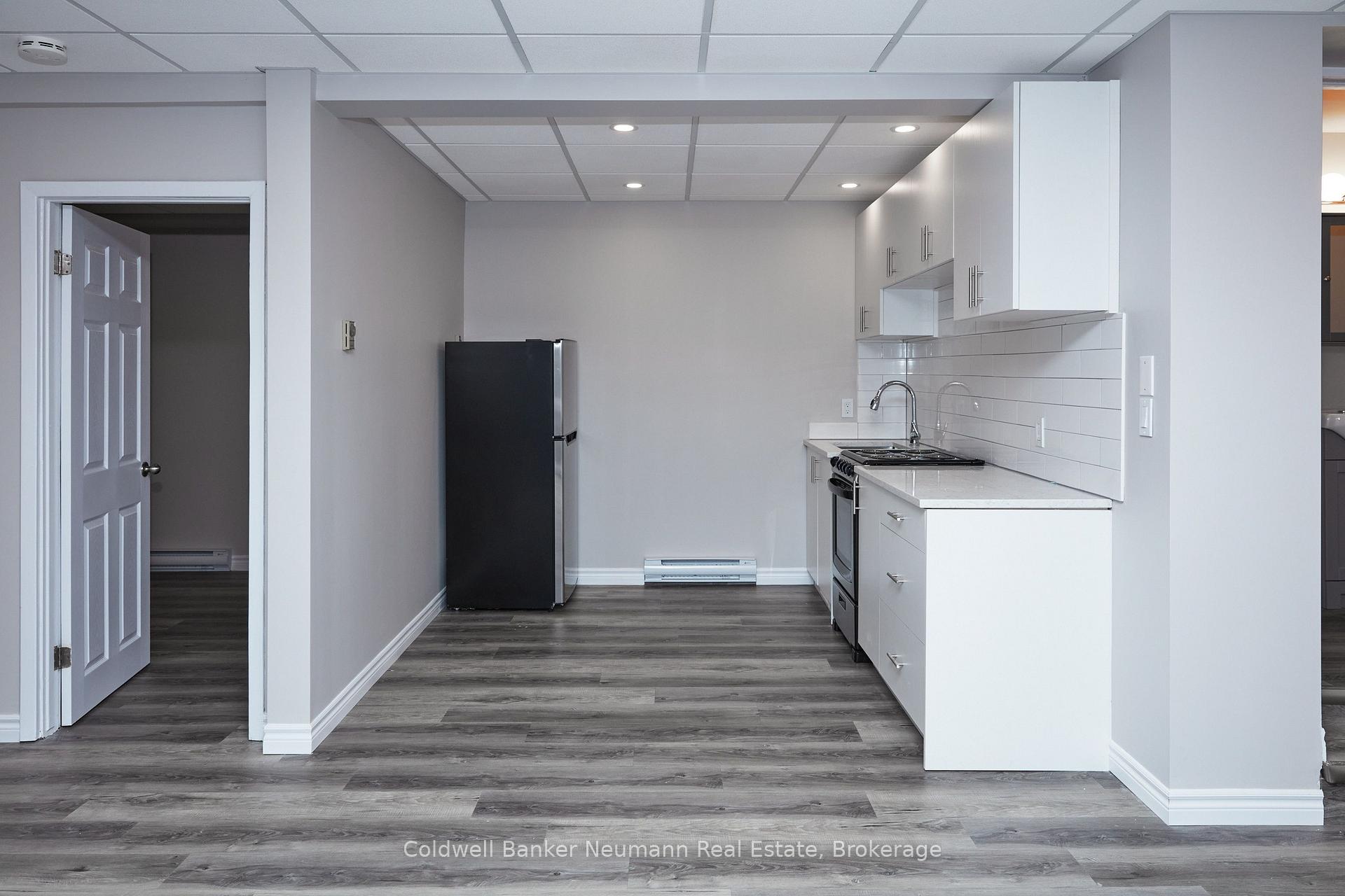 Photo 4 of 95 Farquhar Street, Guelph, Downtown — HOMEH