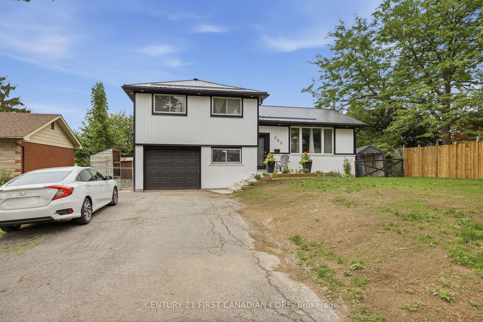 Photo of 285 Panorama Crescent