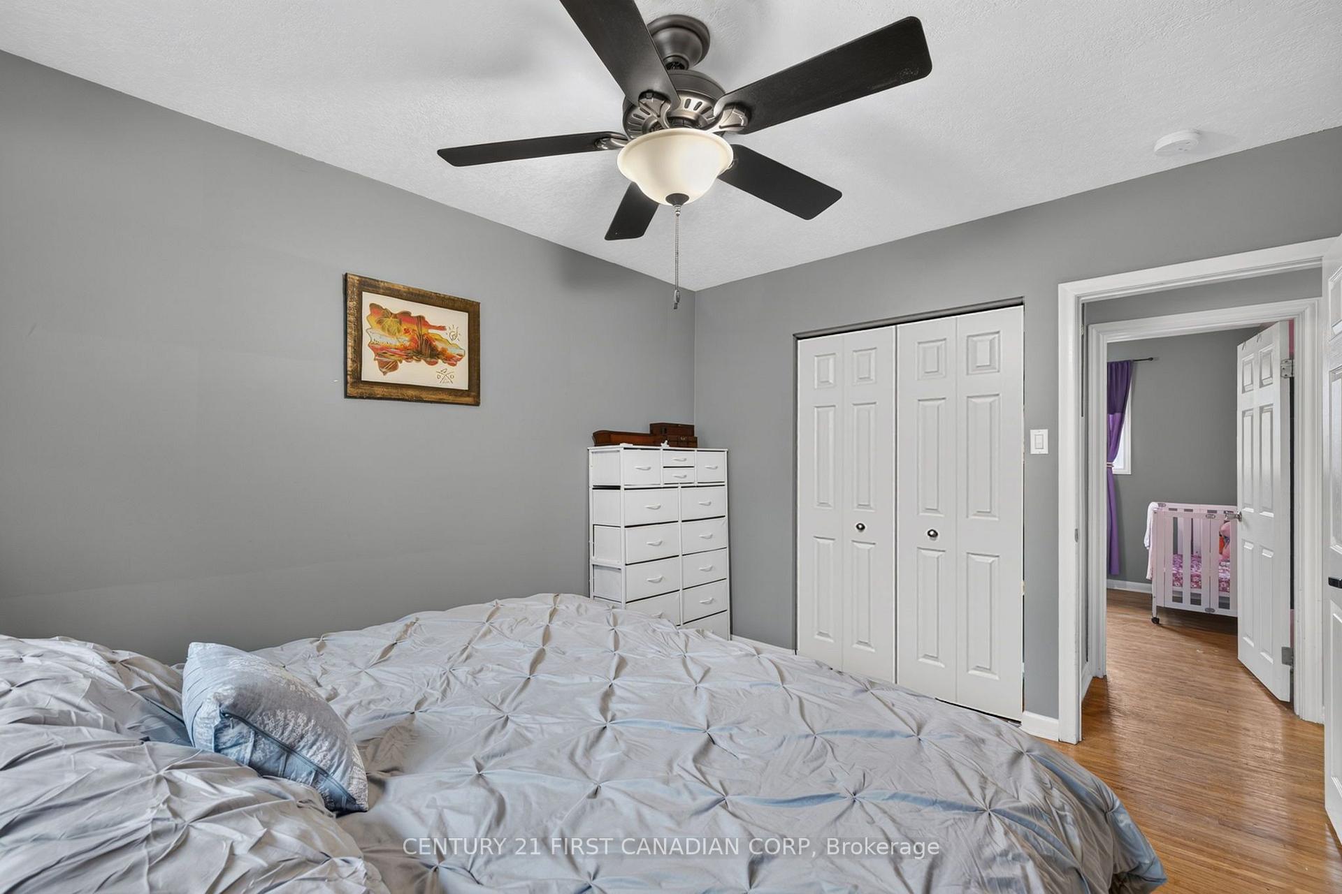 Photo 22 of 285 Panorama Crescent, London, South J — HOMEH