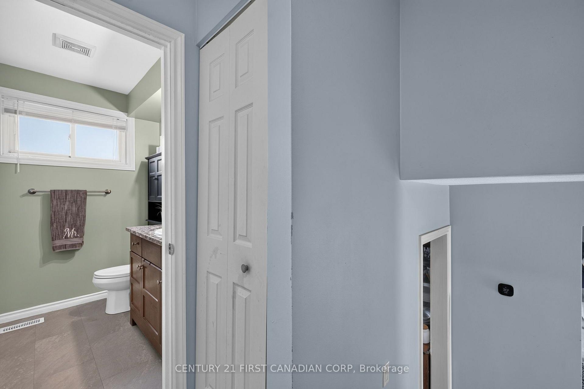 Photo 28 of 285 Panorama Crescent, London, South J — HOMEH