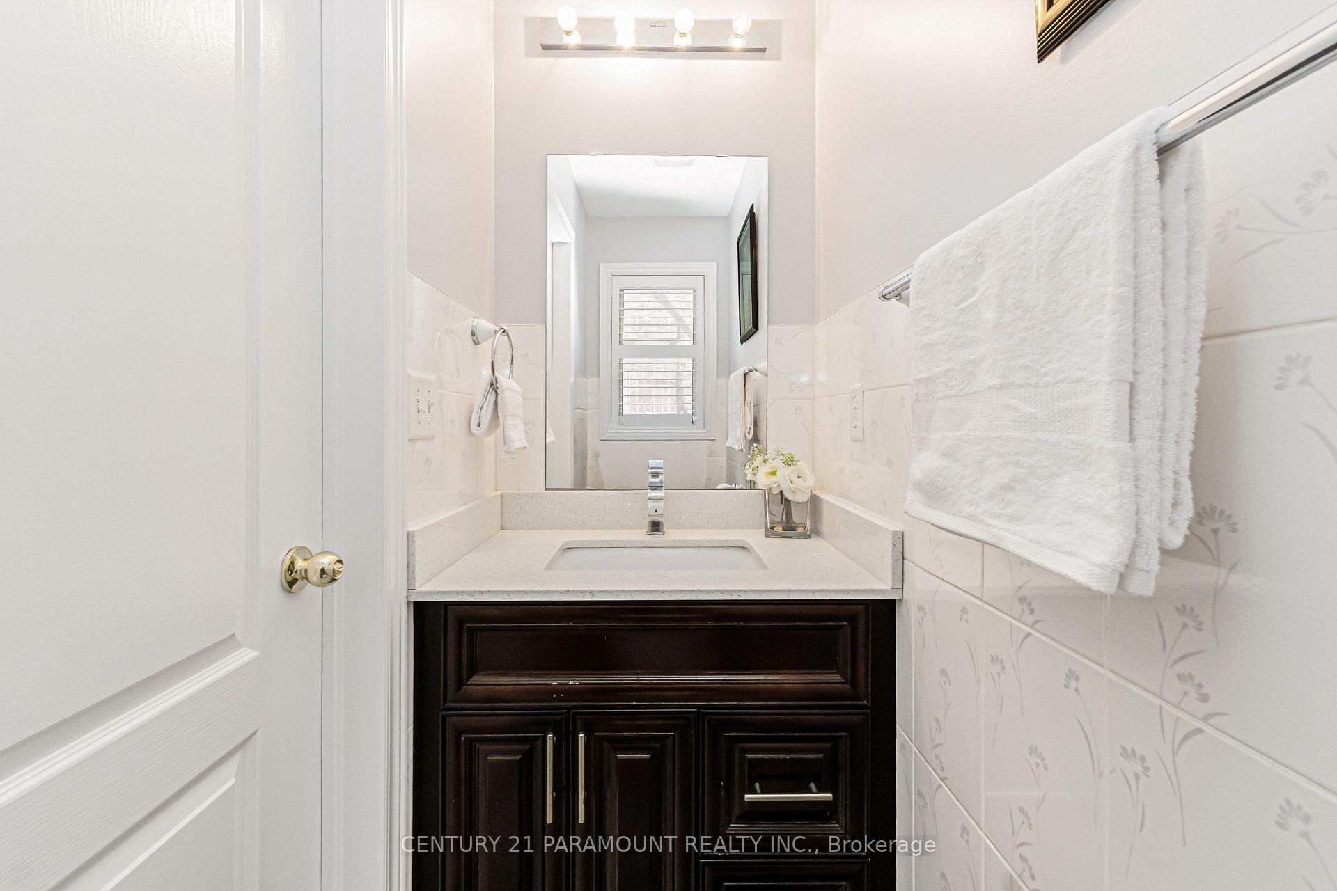 Photo 4 of 56 Dovehaven Crescent, Brampton, Bram East — HOMEH