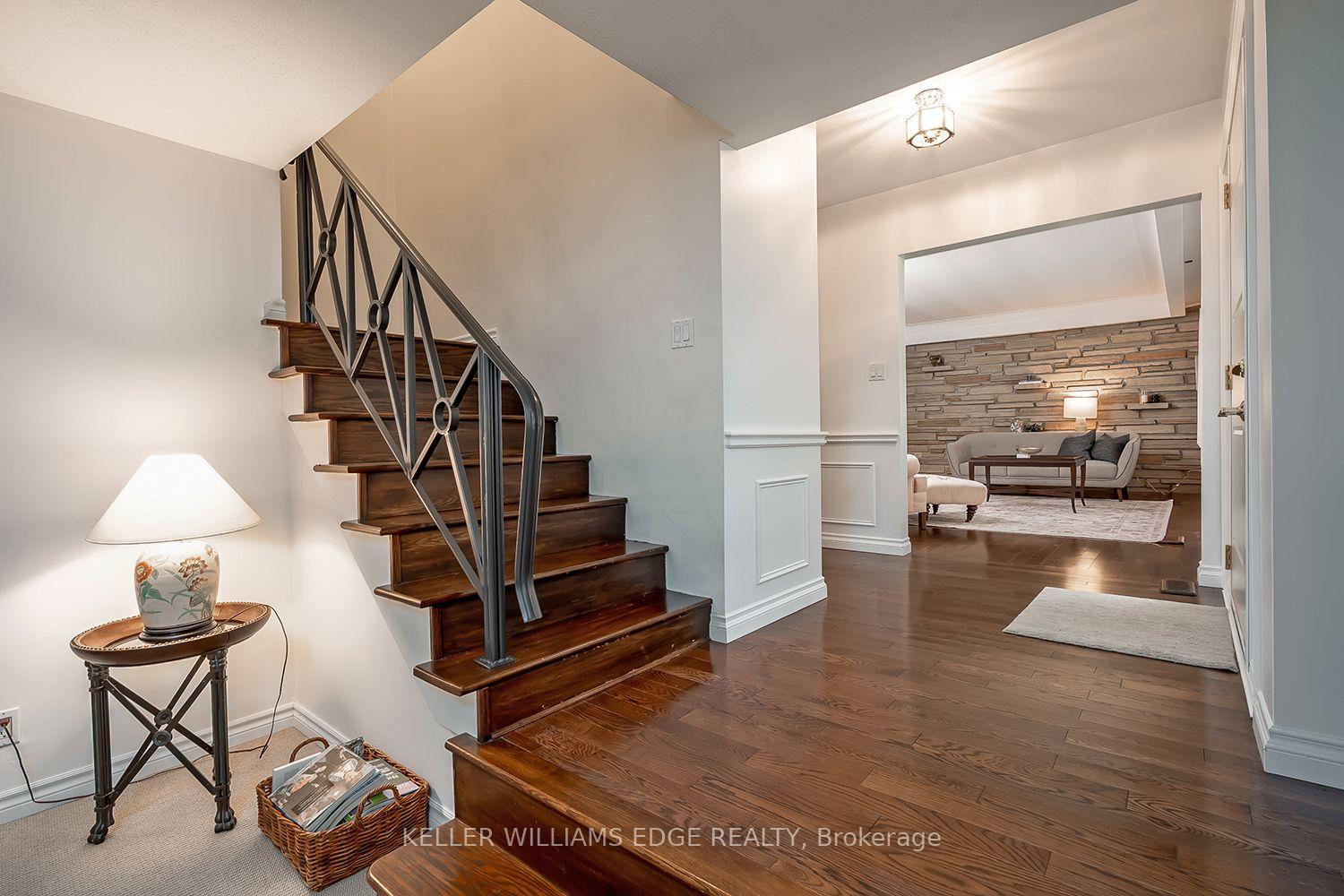 Photo 7 of 280 Penn Drive, Burlington, Roseland — HOMEH