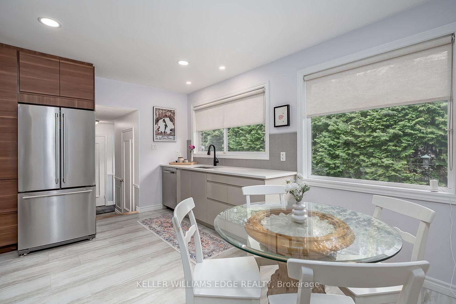 Photo 13 of 280 Penn Drive, Burlington, Roseland — HOMEH
