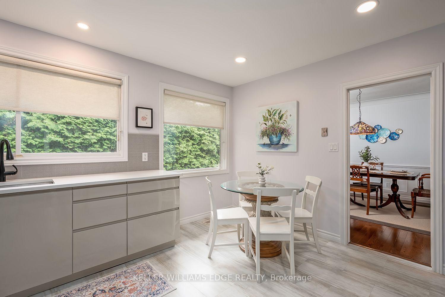 Photo 14 of 280 Penn Drive, Burlington, Roseland — HOMEH