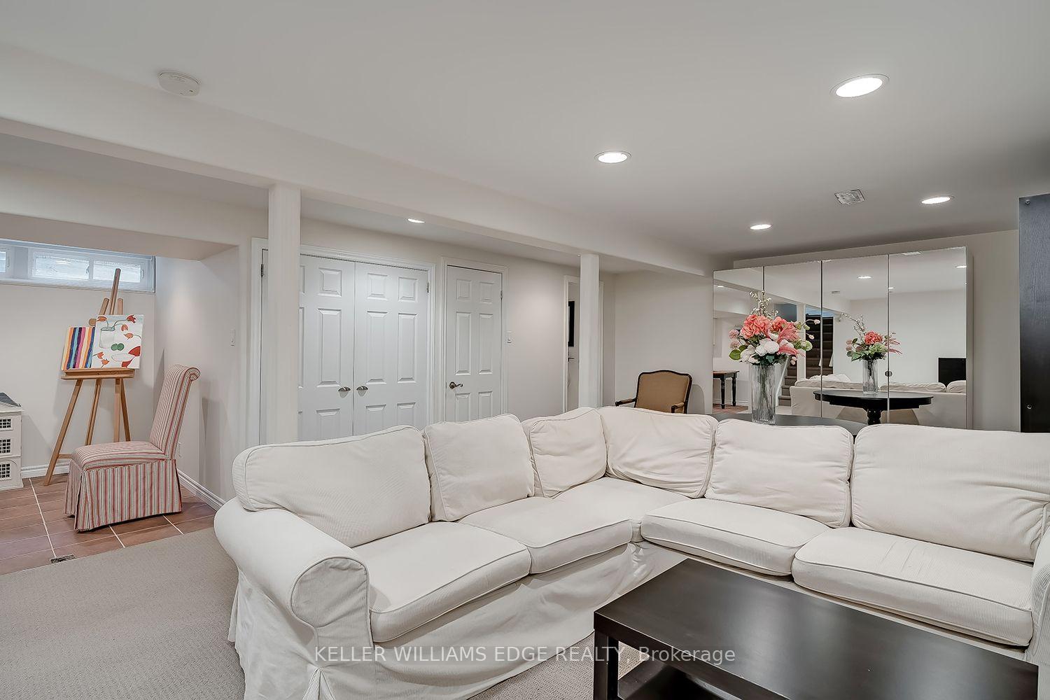 Photo 31 of 280 Penn Drive, Burlington, Roseland — HOMEH
