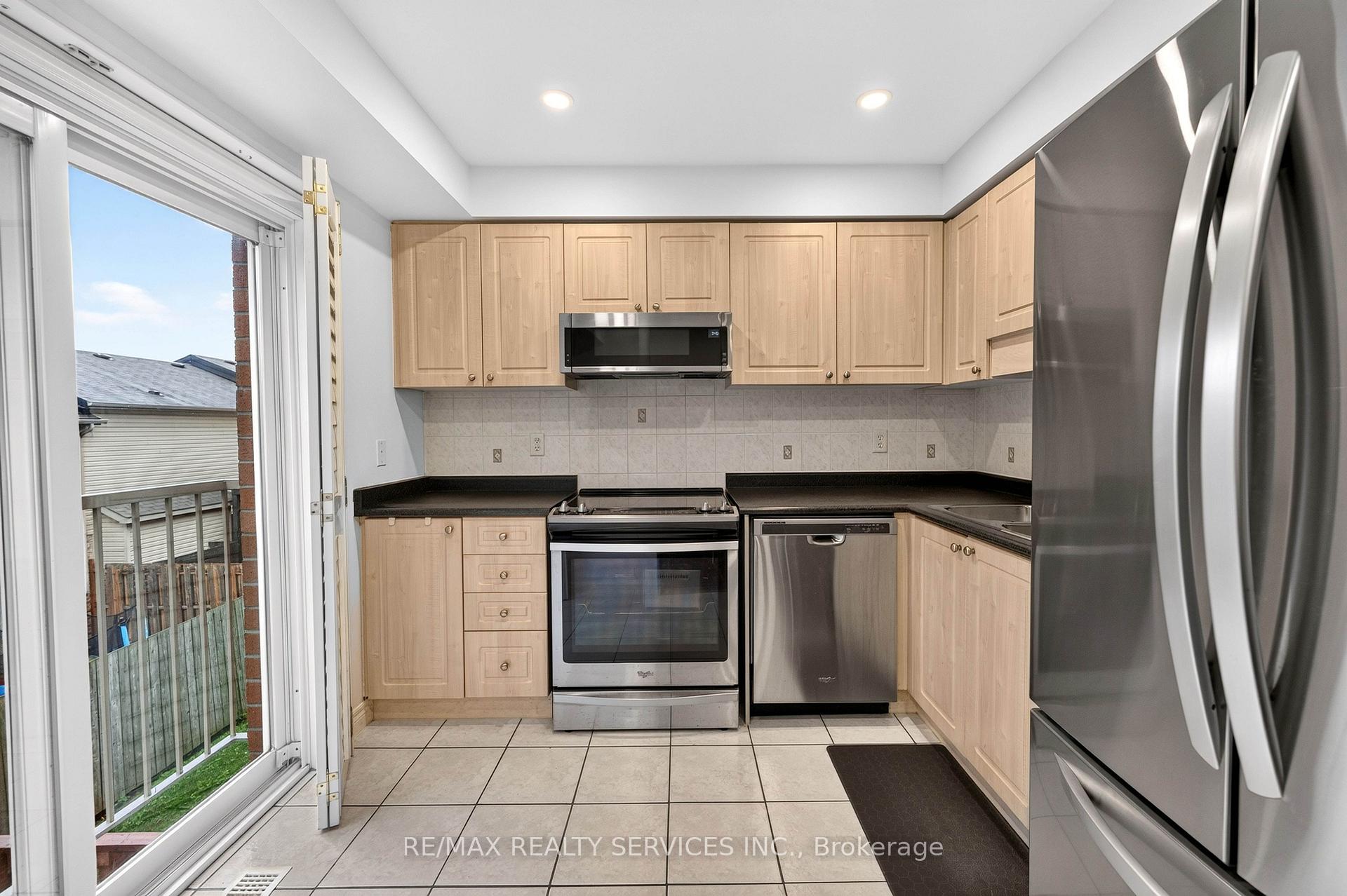 Photo 17 of Unit 7, 1336 Upper Sherman Avenue, Hamilton, Rushdale — HOMEH