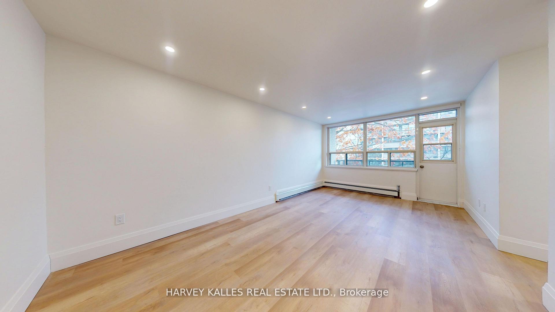 Photo 2 of Unit 13, 1 Marquette Avenue, Toronto, Englemount-Lawrence — HOMEH