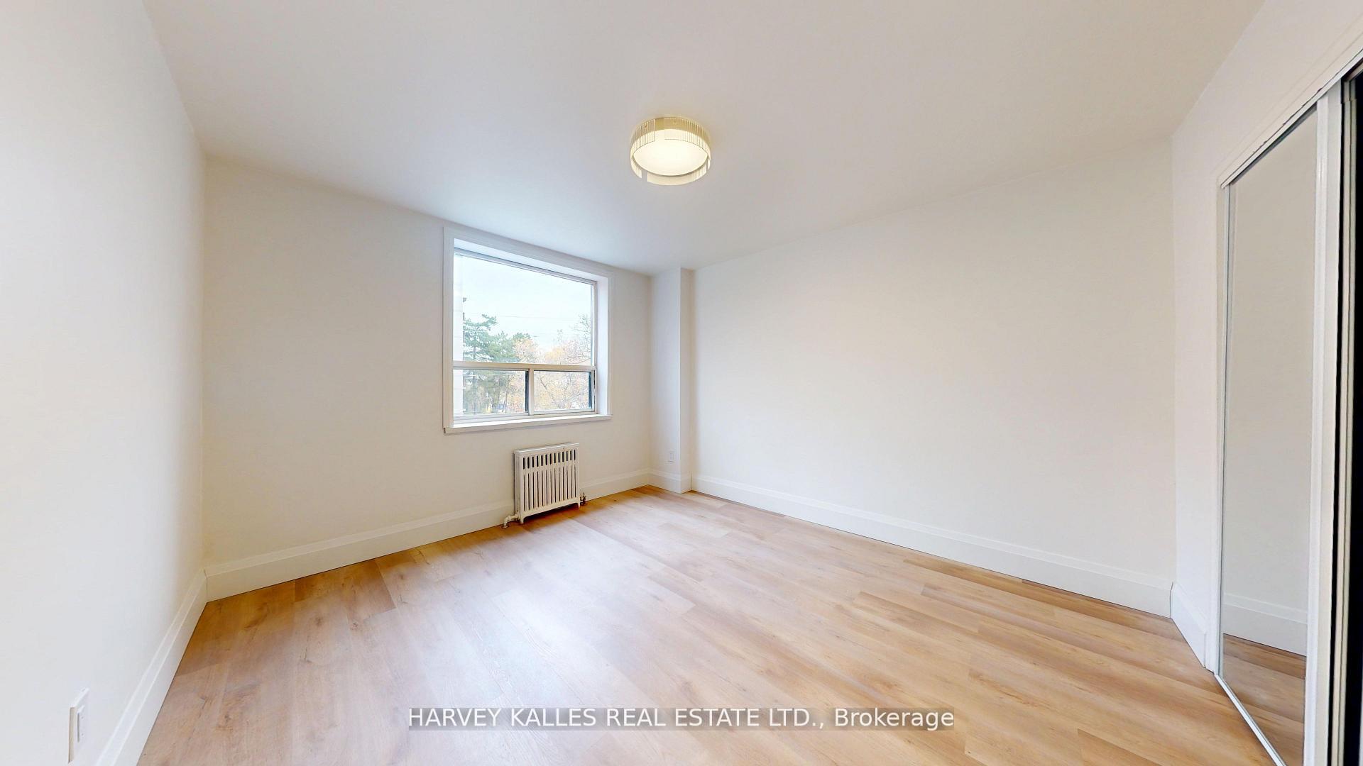 Photo 8 of Unit 13, 1 Marquette Avenue, Toronto, Englemount-Lawrence — HOMEH
