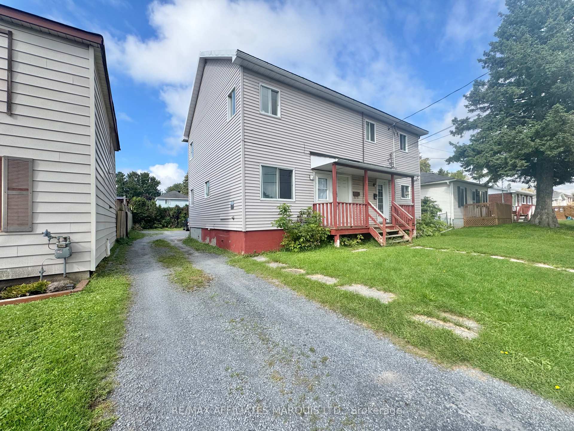 Photo 3 of 1316 Cumberland Street, Cornwall, Cornwall — HOMEH