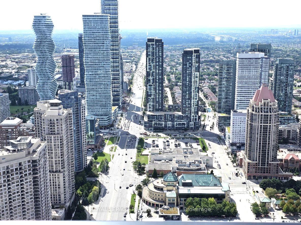 Photo 3 of 4015 The Exchange, Mississauga, City Centre — HOMEH