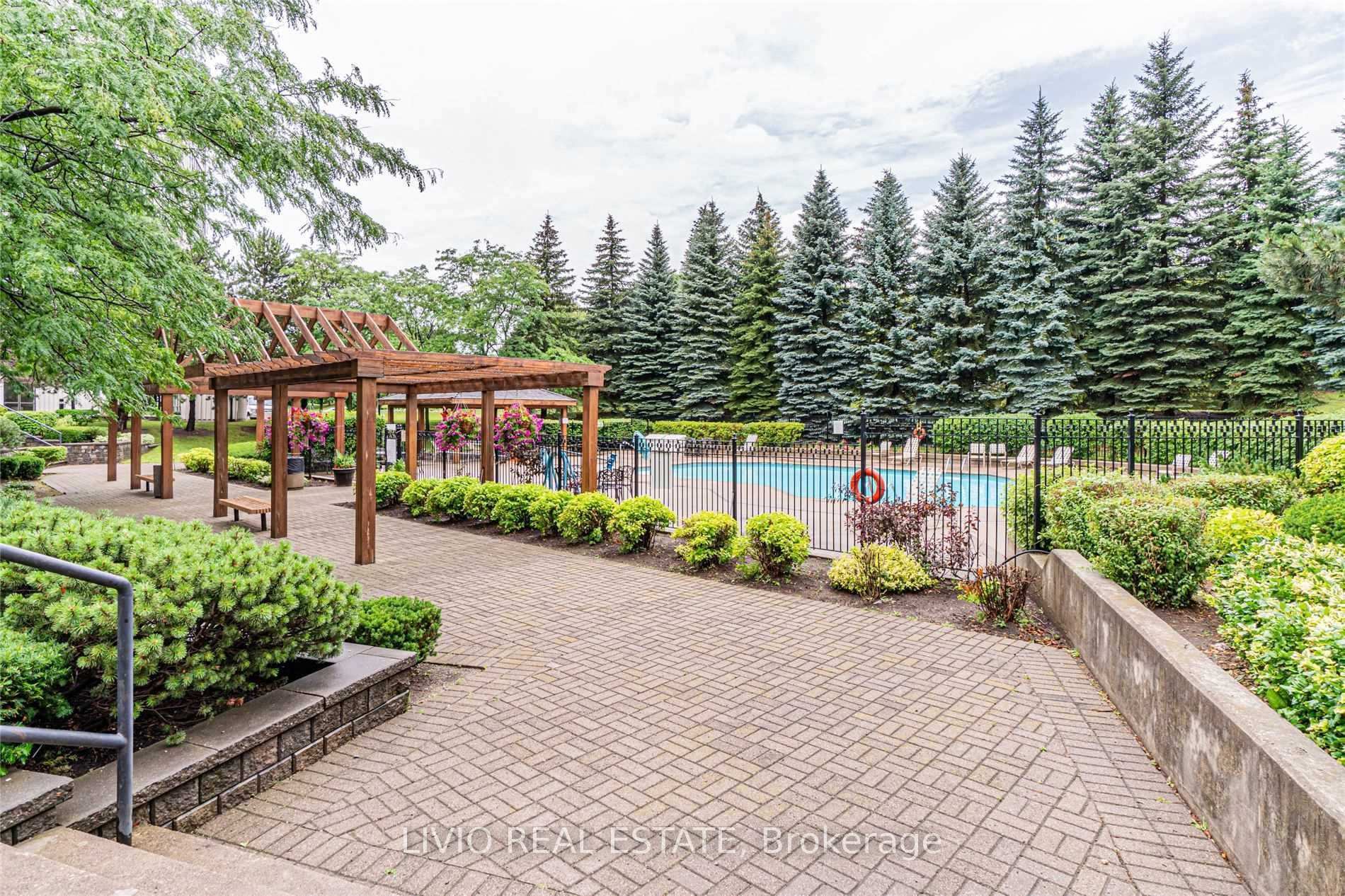 Photo 27 of Unit 310, 10 Laurelcrest Street, Brampton, Queen Street Corridor — HOMEH