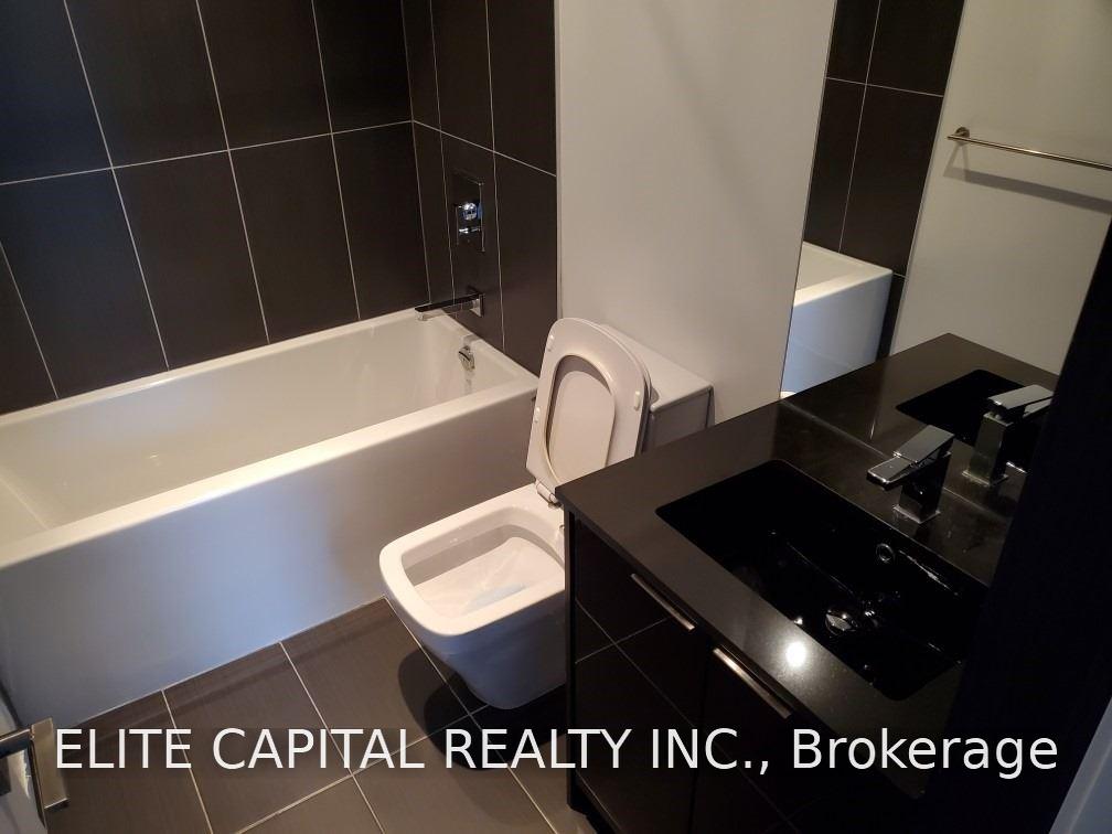 Photo 5 of Unit 1015, 70 Temperance Street, Toronto, Bay Street Corridor — HOMEH
