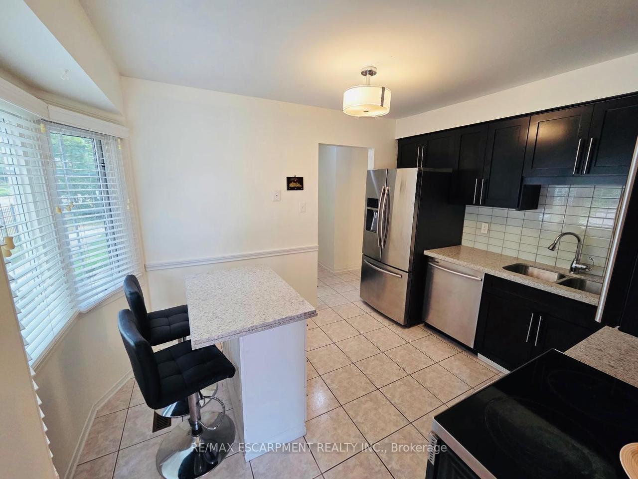 Photo 15 of Unit 38, 38 Elora Drive, Hamilton, Fessenden — HOMEH