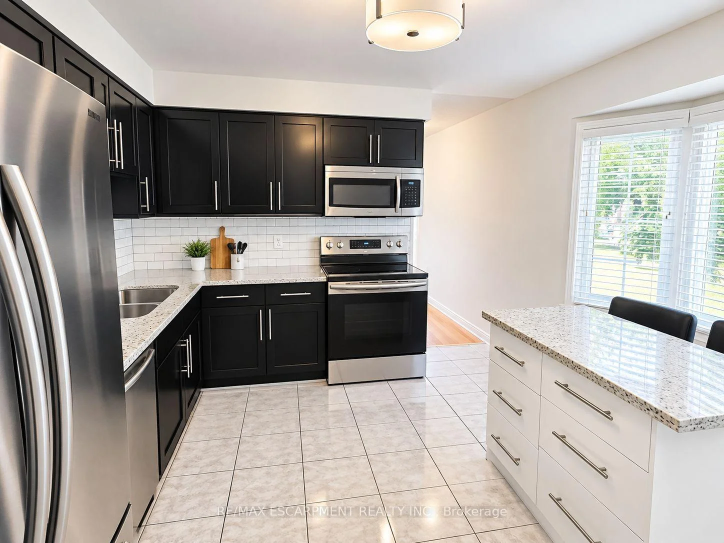 Photo 10 of Unit 38, 38 Elora Drive, Hamilton, Fessenden — HOMEH