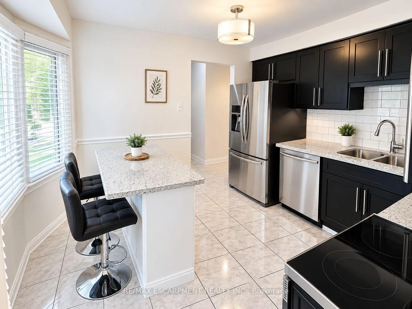 Photo 12 of Unit 38, 38 Elora Drive, Hamilton, Fessenden — HOMEH
