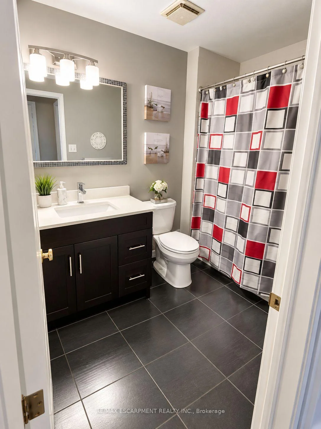 Photo 18 of Unit 38, 38 Elora Drive, Hamilton, Fessenden — HOMEH