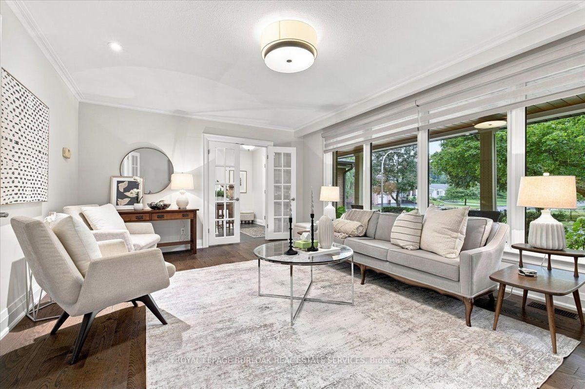 Photo 9 of 4430 Hawthorne Drive, Burlington, Shoreacres — HOMEH