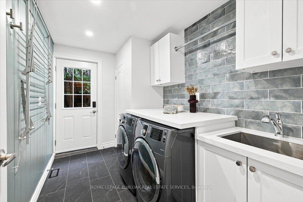 Photo 20 of 4430 Hawthorne Drive, Burlington, Shoreacres — HOMEH